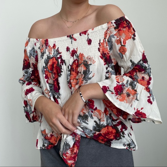 Floral Off the Shoulder 3/4 Length Top - Picture 2 of 3